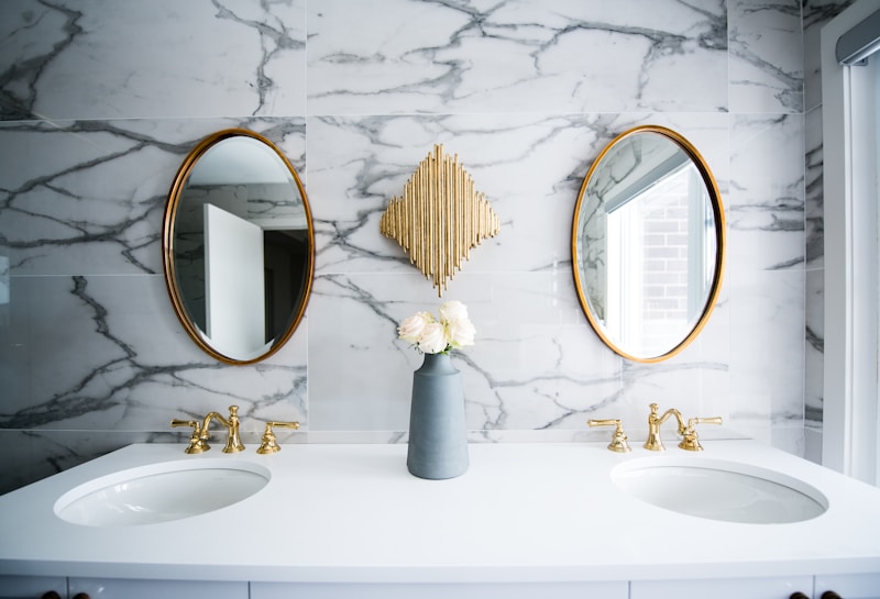 Bright Lighting Options for Small Bathrooms: Transform Your Space