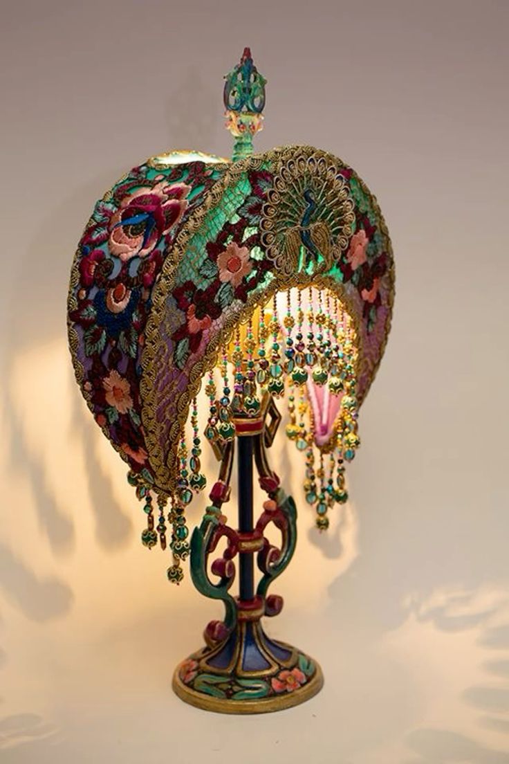 lamp supplier：The Ultimate Guide to Czech Glass Bead Chandeliers: Charm and Elegance for Your Home