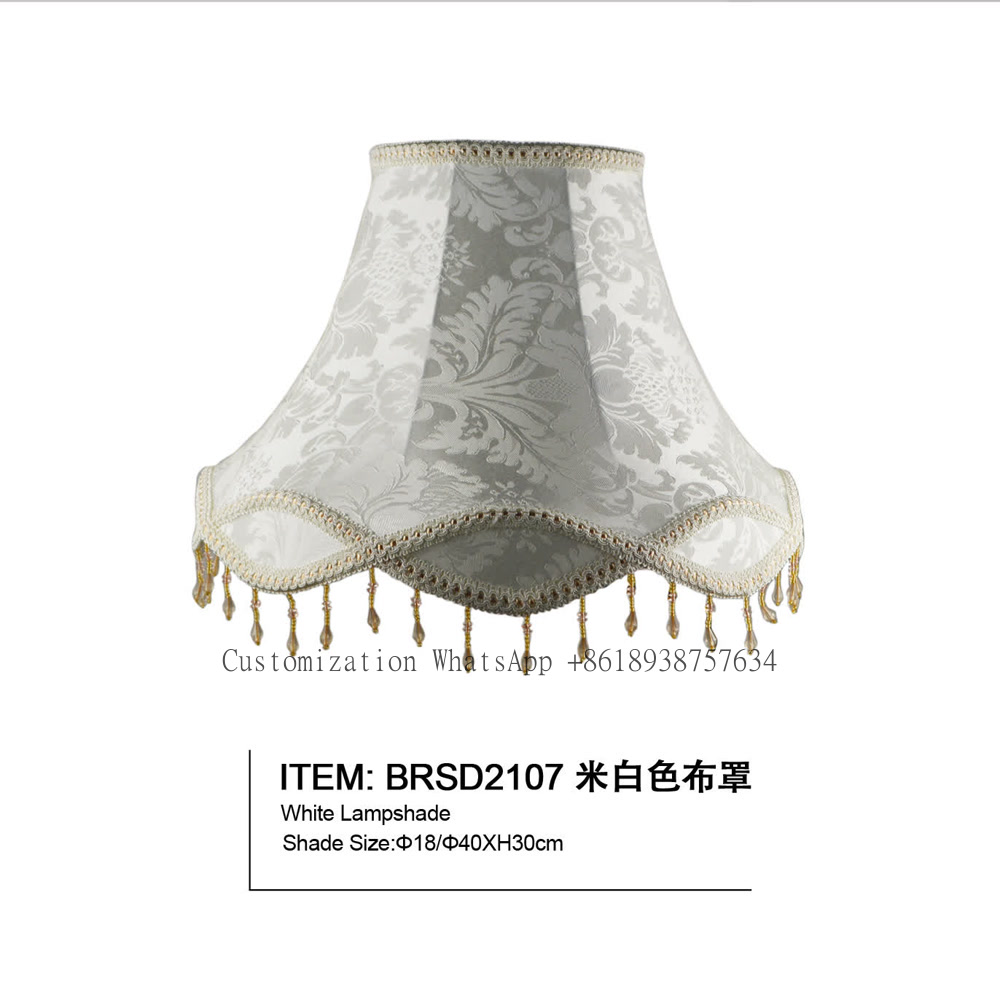 lamp supplier：Illuminate Your Space with Italian Murano Glass Lampshades: A Perfect Blend of Art and Functionality